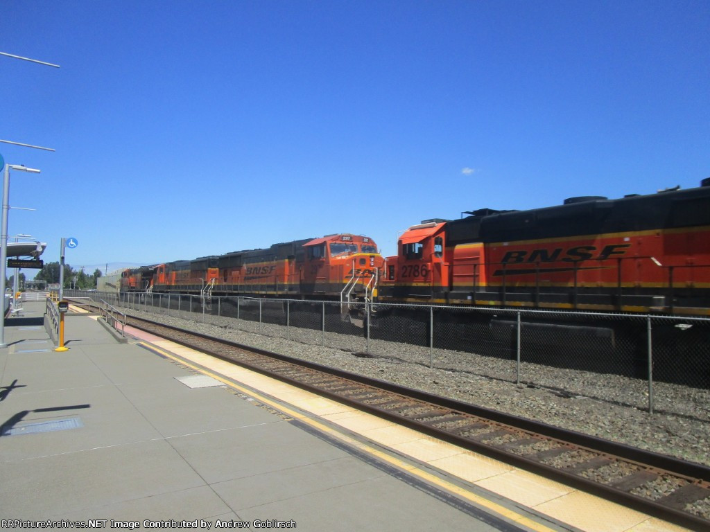 BNSF 297 + 2786